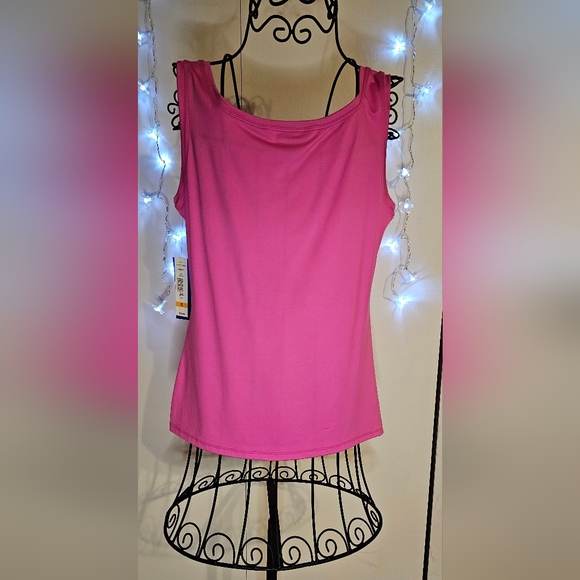 Nygard pink tank top - Picture 3 of 3